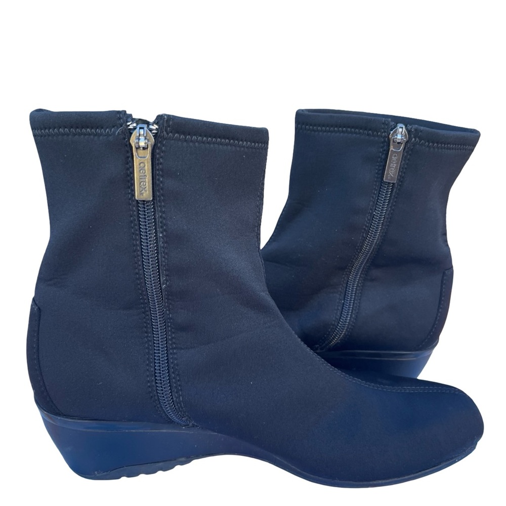 Aetrex Women’s Water Resistant Wedge Bootie - Size 10
